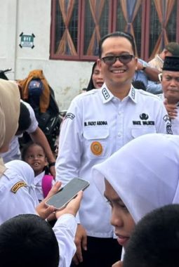 Wakil Wali Kota Tanjungbalai Pantau Distribusi Perdana MBG di SLB