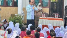 Kunjungan Ke SDN 134409, Wakil Wali Kota Tanjungbalai: Perpustakaan Keliling Solusi Cerdas Tingkatkan Literasi dan Minat Baca Para Peserta Didik.(Dok-Foto)