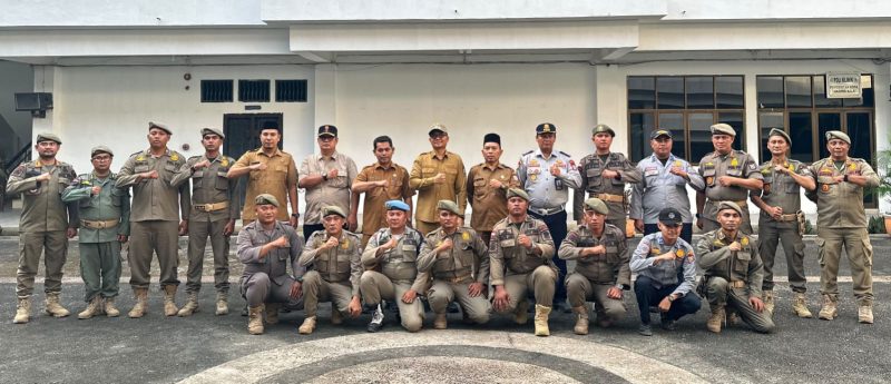 Wakil Wali Kota Tanjungbalai Melepas 12 Personel Satpol PP dan Dishub Ikuti Seleksi Komcad di Rindam I/BB Pematang Siantar.(Dok-Foto)