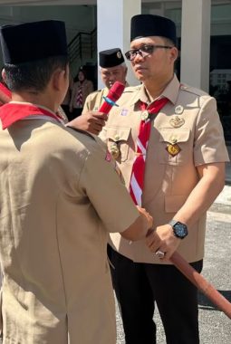 Wakil Wali Kota Muhammad Fadly Abdina Melepas Keberangkatan 34 Kontingen Pramuka Tanjungbalai Ikuti Jamnas XII di Cibubur.