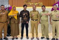 Wali Kota Tanjungbalai Terima Kunjungan Ahmad Faris Hidayah Peraih 5 Penghargaan Pada Ajang Project Ilmiah SDGs Tingkat Internasional di Malaysia.(Dok-Foto)