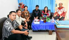 Asisten Perekonomian dan Pembangunan Setdakab Tapanuli Tengah, Basyri Nasution, SP, menyampaikan, bahwa pemda selalu menanggapi setiap informasi yang berkembang di tengah masyarakat secara serius (Dok-Poto)