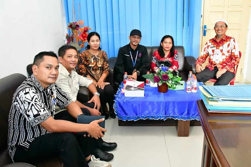 Asisten Perekonomian dan Pembangunan Setdakab Tapanuli Tengah, Basyri Nasution, SP, menyampaikan, bahwa pemda selalu menanggapi setiap informasi yang berkembang di tengah masyarakat secara serius (Dok-Poto)