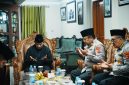 Wakil Kepala Kepolisian Daerah (Wakapolda) Jawa Barat Brigjen Pol. Adi Vivid Agustiadi Bachtiar, S.I.K., M.Hum., M.S.M., melaksanakan silaturahmi Kamtibmas ke Pondok Pesantren Cipasung, Desa Cipakat, Kecamatan Singaparna, Kabupaten Tasikmalaya, Sabtu (15/8/2026),( Dok - Foto )