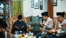 Wakil Kepala Kepolisian Daerah (Wakapolda) Jawa Barat Brigjen Pol. Adi Vivid Agustiadi Bachtiar, S.I.K., M.Hum., M.S.M., melaksanakan silaturahmi Kamtibmas ke Pondok Pesantren Cipasung, Desa Cipakat, Kecamatan Singaparna, Kabupaten Tasikmalaya, Sabtu (15/8/2026),( Dok - Foto )