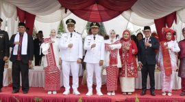 Semarak HUT-81 Kemerdekaan RI, Wali Kota dan Wakil Wali Kota Tanjungbalai Sambut Arak Arakan dan Atraksi Pawai Karnaval.(Dok-Foto)