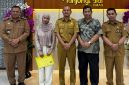 Bertemu Siti Rafiqah Zahirah Panjaitan Perwakilan Indonesia Ikuti Deutschcamp 2026 di Vietnam, Wali Kota Tanjungbalai Beri Motivasi dan Apresiasi Prestasi Yang Diraih.(Dok-Foto)