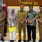 Bertemu Siti Rafiqah Zahirah Panjaitan Perwakilan Indonesia Ikuti Deutschcamp 2026 di Vietnam, Wali Kota Tanjungbalai Beri Motivasi dan Apresiasi Prestasi Yang Diraih.(Dok-Foto)