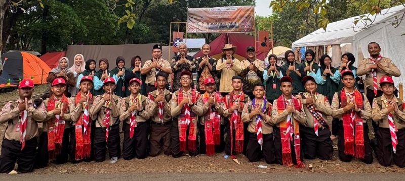 Beri Motivasi, Wali Kota Mahyaruddin Salim Sambangi Kontingen Jamnas XII Kota Tanjungbalai di Cibubur.(Dok-Foto)