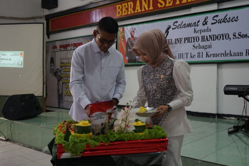 Dandim 0733/Kota Semarang Kolonel Inf Priyo Handoyo, S.I.P., M.Si., berhasil mengemban kepercayaan sebagai Komandan Upacara pada Peringatan HUT ke-81 Kemerdekaan Republik Indonesia di Istana Negara, 17 Agustus 2026 lalu,( Dok - Foto )
