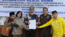 Wakil Wali Kota Tanjungbalai Muhammad Fadly Abdina mengikuti acara Penandatanganan Nota Kesepahaman dan Perjanjian Kerja Sama (PKS). (Dok-Foto)