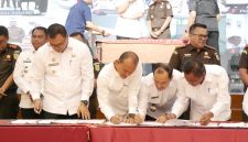 Wali Kota Tanjungbalai Menandatangani MoU "Jaksa Sahabat Pendidik" Bersama Gubernur Sumut, Kejati dan 33 Kepala Daerah.(Dok-Foto)
