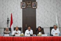 Kegiatan yang difokuskan pada pemulihan tata kelola kepegawaian pascabencana secara hibrid berlangsung di Ruang Rapat Cendrawasih Kantor Bupati di Pandan (Dok-Poto)