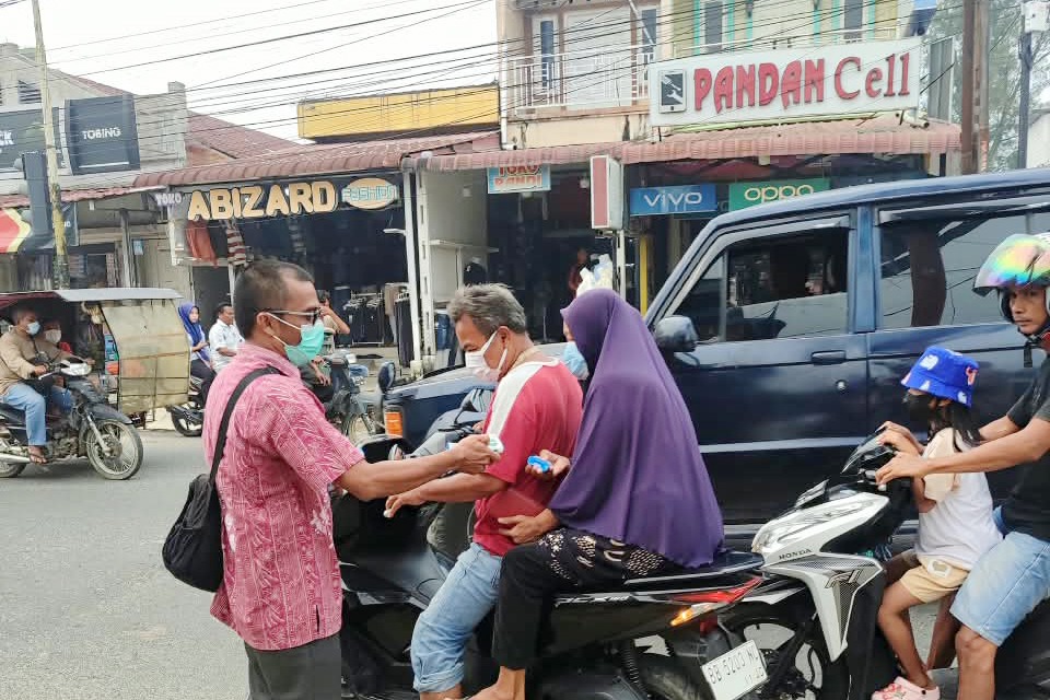 Langkah responsif ini diambil guna melindungi kesehatan warga dari paparan dampak kabut asap yang menyelimuti wilayah Tapanuli Tengah akibat Karhutla (Dok-Poto)
