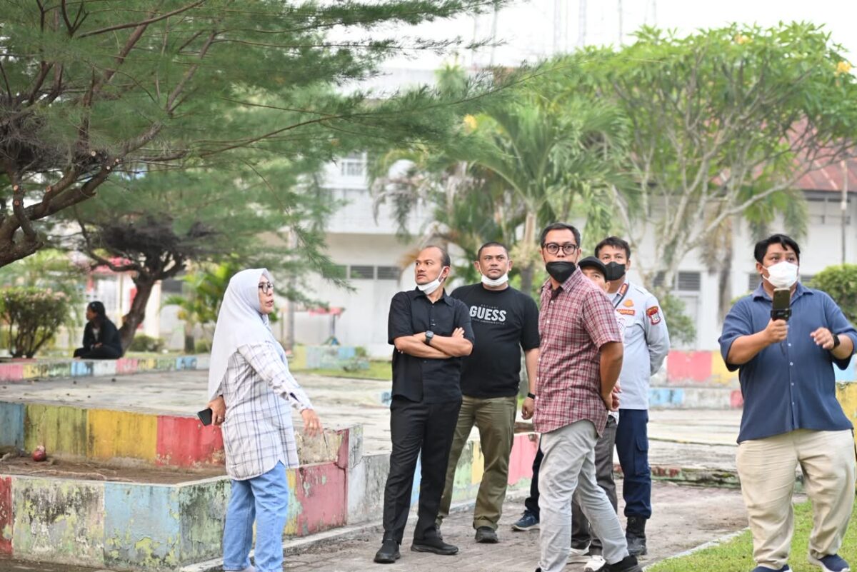 Wali Kota Mahyaruddin Tinjau Sejumlah Infrastruktur Perkotaan Terpadu: Drainase Pasar Bahagia - Taman Sudirman - Perbaikan Jalan Saidi Muli Pulo Simardan.(Dok-Foto)
