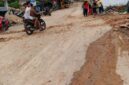 Lingkungan III. Kelurahan Huta Barangan, Kecamatan Sibolga Utara kini berubah menjadi jalur maut bagi pengendara (Dok-Poto)