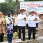 Wakil Wali Kota Tanjungbalai Bersama Ketua TP-PKK Hadiri Launching Kampus Mandiri Pangan dan Gerakan Tanam Serentak Cabai Sumut di Polbangtan Kementan Medan.(Dok-Foto)