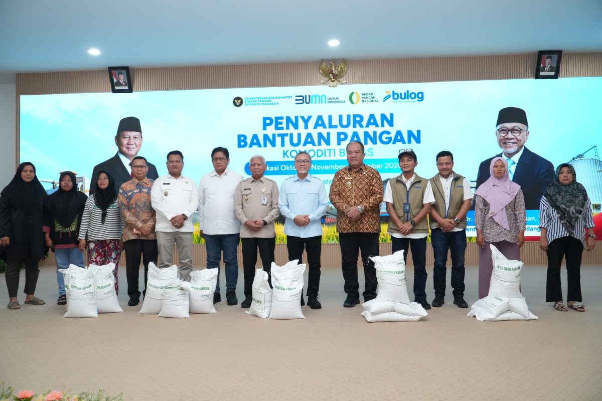 BULOG Bersama Menko Pangan Luncurkan Bantuan Pangan Periode Okt-Des 2026 dan Tambahan SPHP di Kabupaten Asahan (FT.Dok)