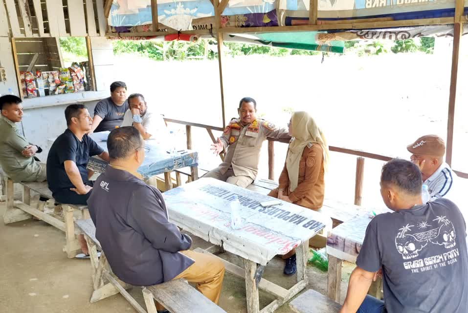 Tim Gabungan Pemkab Tapanuli Tengah Turun Langsung Tanggapi Isu Viral di Medsos, Tinjau Cafe Garden Club di Kelurahan Sihaporas