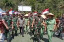 Kepala Staf TNI Angkatan Darat (KASAD), Jenderal TNI Maruli Simanjuntak bersama Pangdam I BB Mayjen TNI Hendy Antariksa dan Bupati Tapteng Masinton Pasaribu meresmikan jembatan modular tipe 21 di Desa Lubuk Ampolu, Kecamatan Badiri (Dok-Poto)