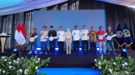 Menteri Imipas Agus Andrianto Hadir di Sukabumi, Bedah Rumah untuk Warga Jadi Bukti Nyata Kepedulian Sosial (Dok-Foto) 