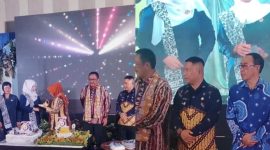 Bupati Asep Japar Ajak Bidan Perkuat Kolaborasi Wujudkan Layanan Kesehatan Berkualitas(Dok-Foto) 