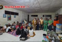 Dinas Kesehatan Kabupaten Tapanuli Tengah (Tapteng) membuka posko kesehatan di lokasi pengungsian Gereja HKBP Sipange, Sabtu 18 Juli 2026 (Dok-Poto)