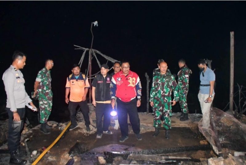 Bupati Sukabumi Gerak Cepat Tinjau Korban Kebakaran Ciptamulya, Penanganan Darurat Segera Dilakukan(Dok-Foto)