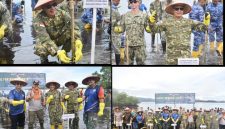 Mahmud Efendi, pada Minggu 26 Juli 2026, menghadiri aksi penanaman 2.000 bibit mangrove yang berlokasi di Muara Siput (Dok-Poto)