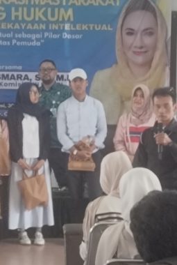 Forum Komunikasi Masyarakat Bidang Hukum Digelar di Aula BK3D, Warga Antusias Ikuti Sosialisasi
