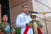 Kepala Pengadilan Militer II-08 Jakarta Kolonel Chk Fredy Ferdian Isnartanto memberikan keterangan usai penyerahan berkas dan bukti dalam kasus dugaan penganiayaan terhadap aktivis Komisi untuk Orang Hilang dan Korban Tindak Kekerasan (Dok-Foto)