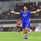 Saat para pemain dan Bobotoh merayakan keberhasilan Persib menjadi juara, gelandang naturalisasi asal Belanda itu justru tidak terlihat dalam momen selebrasi. (Dok-Foto)