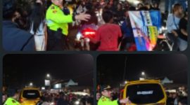 Polsek Cikalongwetan melaksanakan pengamanan arus lalu lintas dalam rangka antisipasi kegiatan konvoi suporter Persib Bandung, ( Dok - Foto ).