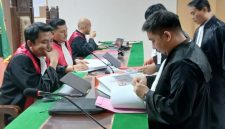 Sidang lanjutan kasus pembunuhan tragis satu keluarga di Paoman, Indramayu, ( Dok - Foto ).