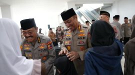 Wakapolri Berbagi Kebahagiaan Bersama Anak-Anak Yatim, ( Dok - Foto )