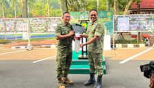 Serah terima unit utk kegiatan Satgas Citarum, ( Dok - Foto )