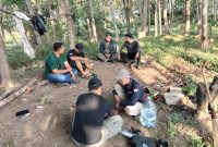 Kegiatan silaturahmi dan Kerja bakti, ( Dok - Foto )