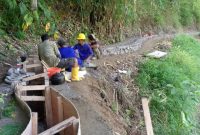 Program yang sedang berjalan ini sangat membantu para petani dalam memperoleh pasokan air untuk mengairi areal persawahan yang luasnya 15 Hektar. (Dok-Foto)