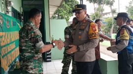 Kapolsek Cikalongwetan bersama Danramil dan seluruh personel, ( Dok - Foto )