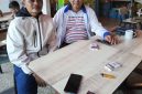 Pembina Jaringan Advokasi Rakyat Indonesia serta pembina Kantor Hukum Jurnal Keadilan, Edi Sutiyo bersama korban, ( Dok - Foto )