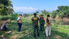 Komandan Satgas Citarum Harum 2026, Kolonel Inf Yanto Kusno Hendarto, S.H.di lokasi Sungai Citarum, (Dok - Foto )