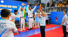 Kapolri Jenderal Polisi Drs. Listyo Sigit Prabowo, M.Si., secara resmi menutup Kejuaraan Bulu Tangkis Kapolri Cup 2026 di GOR Universitas Negeri Jakarta (UNJ), Jakarta, Sabtu (1/8/2026),( Dok - Foto .