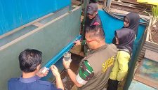 Dansatgas Kol Inf Yanto Kusno Hendarto SH saat pengecekan, Dok - Foto