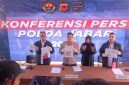 Kabid Humas Polda Jabar Kombes Pol Hendra Rochmawan S.I.K., M.H menegaskan bahwa penyidik kini tengah mendalami alur transaksi keuangan yang digunakan tersangka,( Dok - Foto )