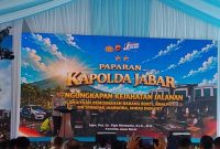 Kapolda Jawa Barat Irjen Pol. Pipit Rismanto saat sambutan di acara konpers dan pemusnahan barang bukti hasil kejahatan, ( Dok - Foto )