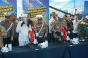 Kapolda Jawa Barat Irjen Pol Pipit Rismanto bersama Gubernur Jawa Barat Dedi Mulyadi dalam pemusnahan knalpot brong di Lapangan Mapolda Jawa Barat,( Dok - Foto )