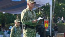 Pangdam IV/Diponegoro Mayor Jenderal TNI Achiruddin, S.E., M.Han., menegaskan komitmen TNI untuk terus hadir membantu meningkatkan kesejahteraan masyarakat melalui program TNI Manunggal Membangun Desa (TMMD),( Dok - Foto )