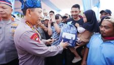 Kapolri Jenderal Listyo Sigit Prabowo menjelaskan secara khusus resmikan jembatan Merah Putih Presisi dipusatkan di Desa Bayah Barat, Bayah, Lebak, Banten,( Dok - Foto )