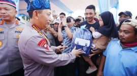 Kapolri Jenderal Listyo Sigit Prabowo menjelaskan secara khusus resmikan jembatan Merah Putih Presisi dipusatkan di Desa Bayah Barat, Bayah, Lebak, Banten,( Dok - Foto )