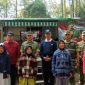 Pangdam III Siliwangi Mayjen TNI Kosasih bersama Dansatgas Citarum 2026 Kol Inf Yanto Kusno Hendarto SH, Dandim 0624/ Kabupaten Bandung dan masyarakat penerima sembako,( Dok - Foto )